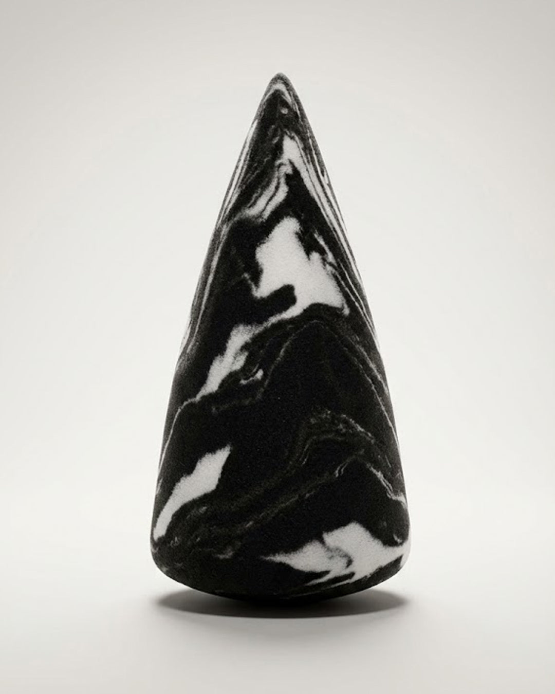 NyZAA Black Marble Blender ( long Shape) 1pc
