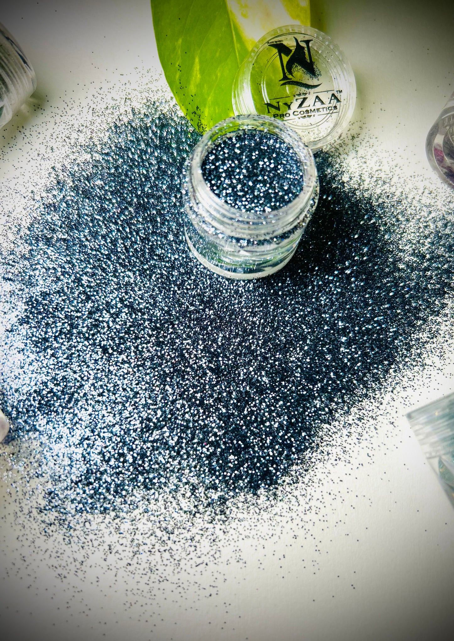 NyZAA Black Smokey Glitter Nc-G45, High Quality Pigmented